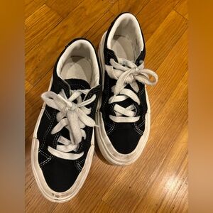 Converse Chuck Taylor All Star Cruise size 6.5